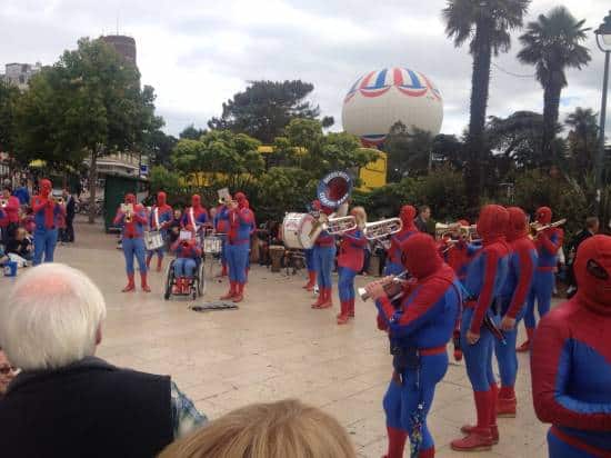 Spiderband