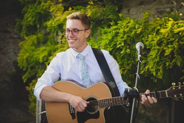 Download Danny Jones strips back 'Winter Song' with raw vocals and ...